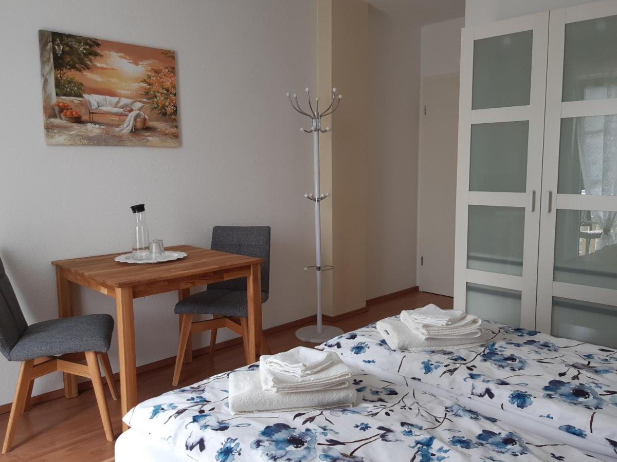 Gastezimmer Rosi Bad Klosterlausnitz Extérieur photo